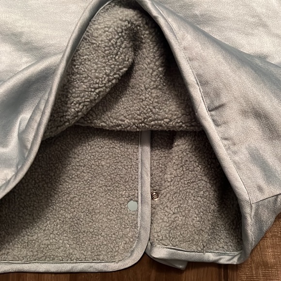 Saturday Sunday by Anthropologie satin jacket with sherpa lining - Picture 9 of 9